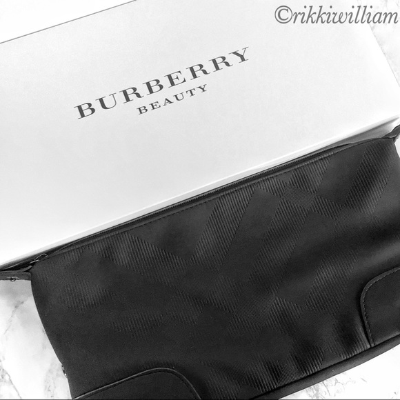 burberry cosmetic pouch